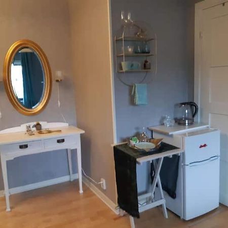 Lyxigt Rum Med Eget/Badrum Med Spa Kaensla Jonkoping Ngoại thất bức ảnh